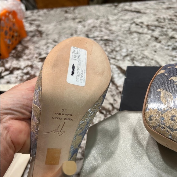 GUISEPPE ZANOTTI LEATHER FLORAL PRINT SLINGBACK PUMPS       SIZE 39 - Picture 8 of 11